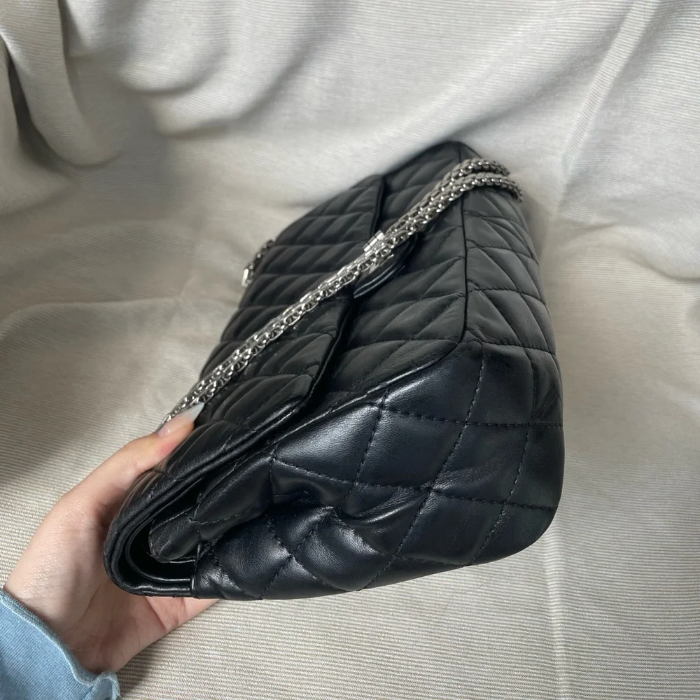 CHANEL classic quilted